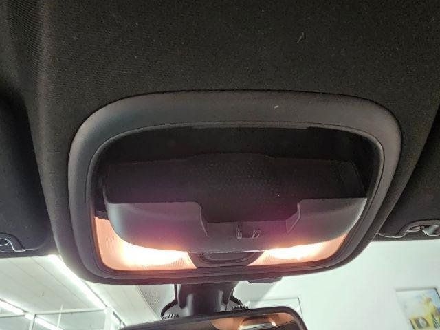 Used 2015 Chrysler 200 S w/ Comfort Group FWD image 23