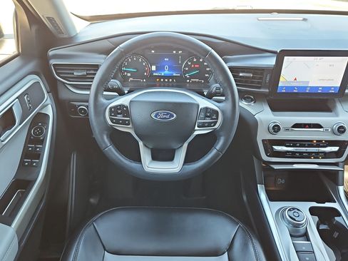 Used 2023 Ford Explorer XLT w/ Equipment Group 202A image 54