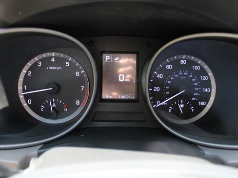 Used 2018 Hyundai Santa Fe Sport AWD/4WD image 39