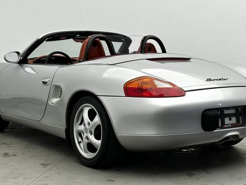 Used 1998 Porsche Boxster image 4