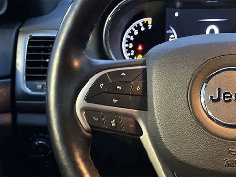Used 2020 Jeep Grand Cherokee Altitude image 9
