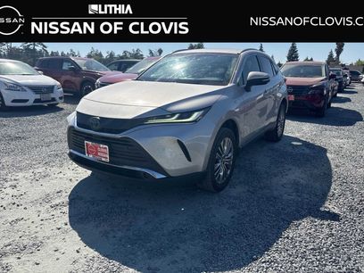 Used 2021 Toyota Venza XLE w/ Carpet Mat Package (TMS)