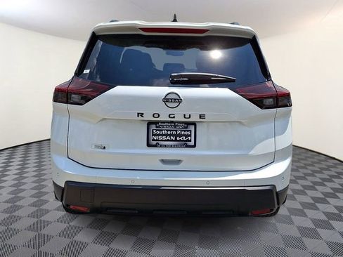 New 2026 Nissan Rogue Dark Armor FWD image 6