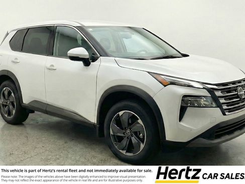 Used 2025 Nissan Rogue SV AWD/4WD image 1