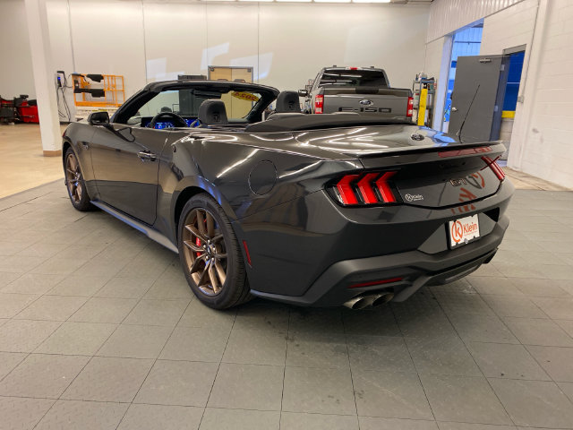 Used 2024 Ford Mustang GT Premium RWD image 11