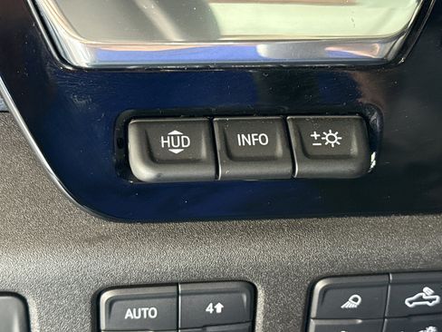 Used 2024 Chevrolet Silverado 2500 High Country w/ Technology Package image 28