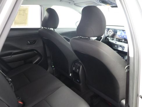 Used 2025 Hyundai Kona SEL FWD image 40