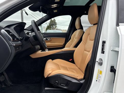 Certified 2024 Volvo XC90 B6 Ultimate AWD/4WD image 19