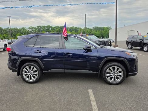 Used 2023 Toyota RAV4 XLE Premium AWD/4WD image 8