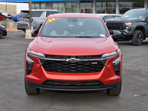 Used 2024 Chevrolet Trax RS w/ Driver Confidence Package image 8