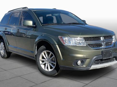 Used 2016 Dodge Journey SXT image 2