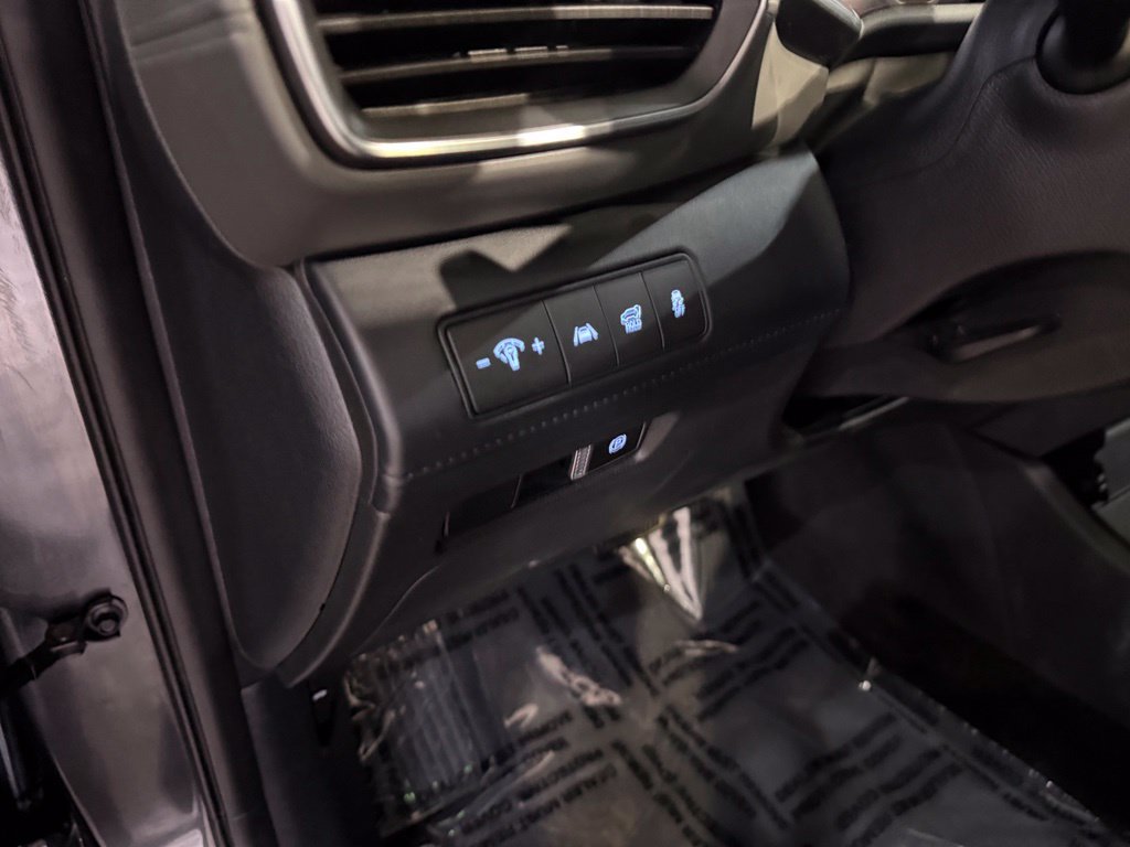 Used 2021 Hyundai Santa Fe SEL w/ Convenience + Premium Package FWD image 13