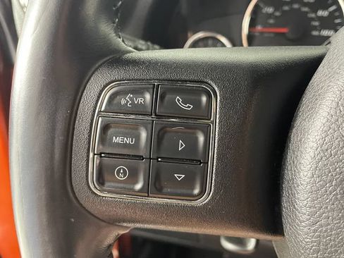 Used 2014 Jeep Wrangler Unlimited Sahara w/ Dual Top Group AWD/4WD image 13