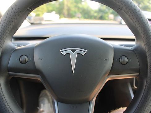 Used 2019 Tesla Model 3 Long Range AWD/4WD image 11