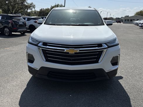 Used 2023 Chevrolet Traverse LT FWD image 8