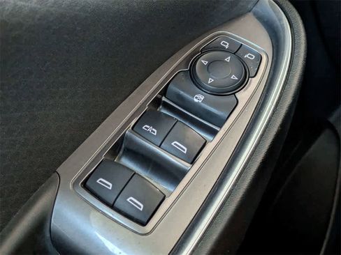 Used 2020 Chevrolet Malibu LT image 23