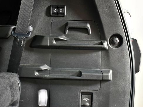 Used 2024 Toyota Sequoia Capstone AWD/4WD image 31