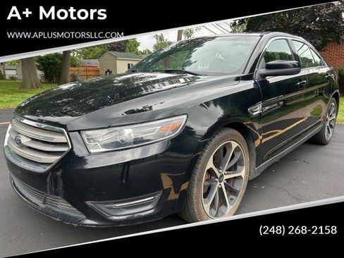 Used 2016 Ford Taurus SEL image 3