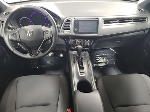 Used 2021 Honda HR-V Sport image 2