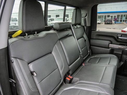 Used 2022 Chevrolet Silverado 2500 LTZ AWD/4WD image 20