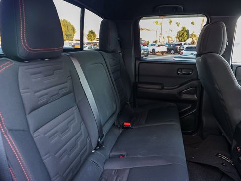 Used 2023 Nissan Frontier PRO-4X w/ Pro Convenience Package image 17