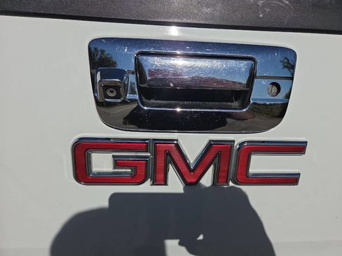 Used 2013 GMC Sierra 2500 SLE w/ SLE Preferred Package image 12