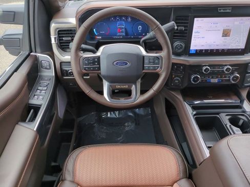 New 2026 Ford F250 King Ranch w/ FX4 Off-Road Package image 16