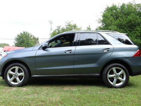 Used 2018 Mercedes-Benz GLE 350 4MATIC image 2