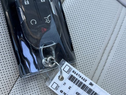 Used 2021 GMC Acadia Denali w/ Denali Technology Package image 38