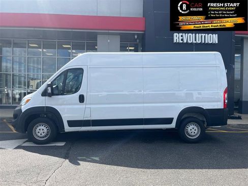 Used 2025 RAM ProMaster 3500 w/ Convenience Group image 4