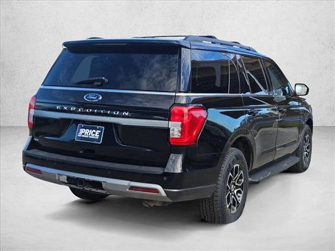 Used 2024 Ford Expedition XLT image 5