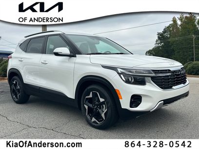 Certified 2025 Kia Seltos EX w/ EX Sunroof Package