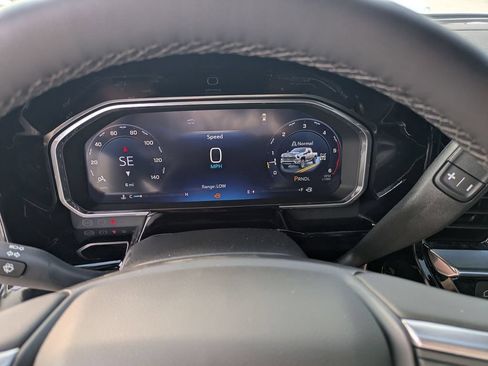 New 2026 Chevrolet Silverado 2500 LTZ w/ LTZ Plus Package AWD/4WD image 18