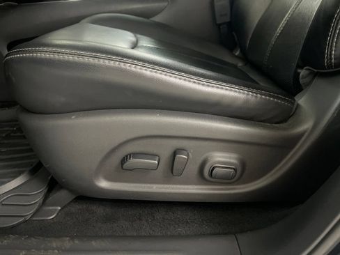 Used 2015 Nissan Pathfinder Platinum FWD image 55