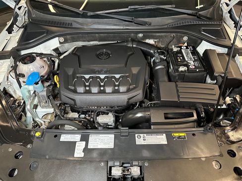 Used 2020 Volkswagen Passat 2.0T SE FWD image 22