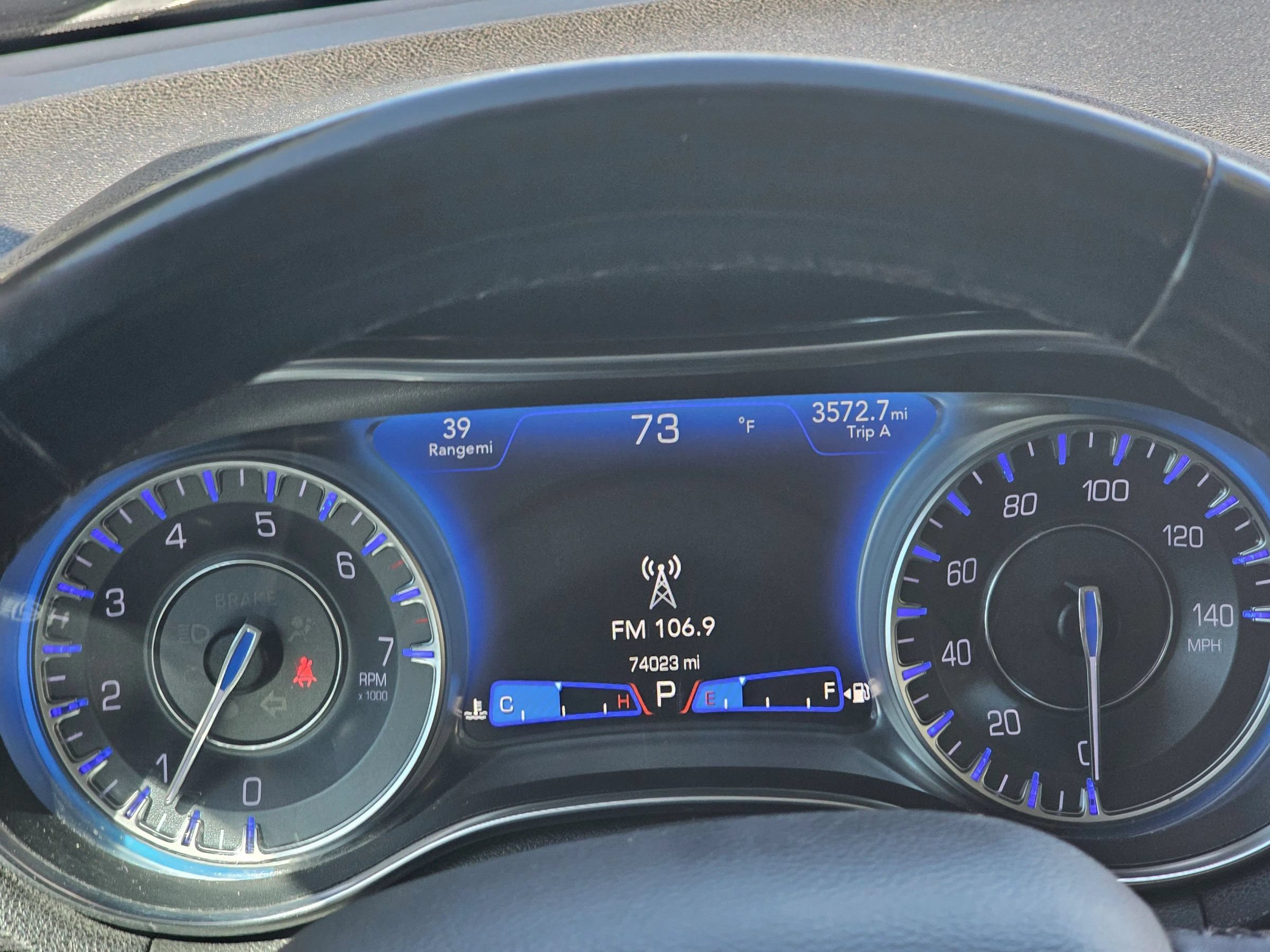 Used 2021 Chrysler 300 Touring L RWD image 10
