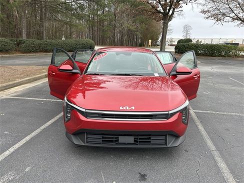Certified 2025 Kia K4 LXS image 10