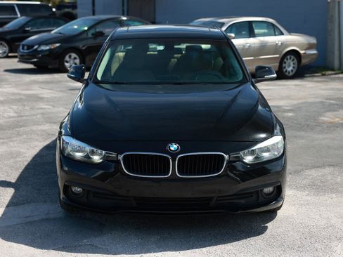 Used 2017 BMW 320i xDrive Sedan AWD/4WD image 19