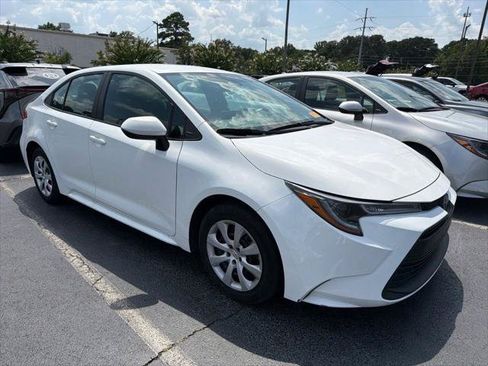 Certified 2024 Toyota Corolla LE FWD image 1