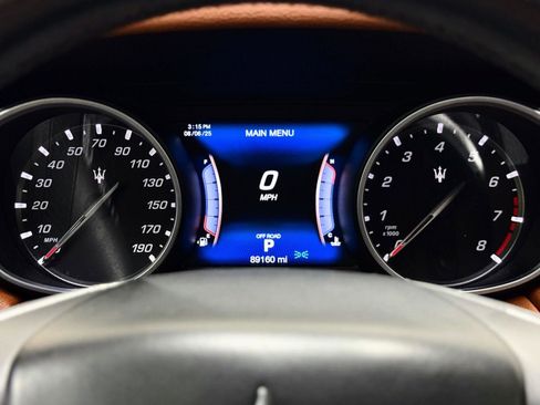 Used 2017 Maserati Levante S image 20