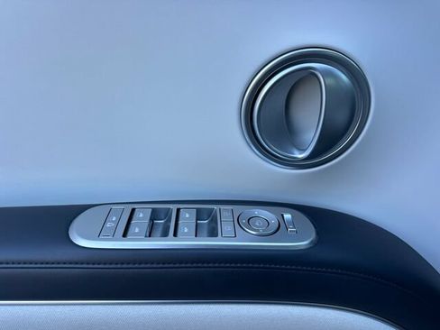 Used 2026 Hyundai Palisade Calligraphy AWD/4WD image 11