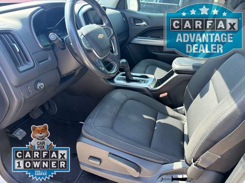 Used 2020 Chevrolet Colorado LT w/ LT Convenience Package RWD image 8