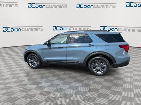 New 2026 Ford Explorer Active AWD/4WD image 5