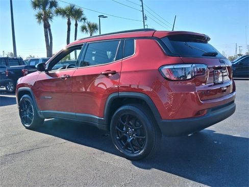 New 2025 Jeep Compass Latitude w/ Sun & Sound Group image 5