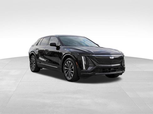 New 2027 Cadillac Lyriq Sport RWD image 1
