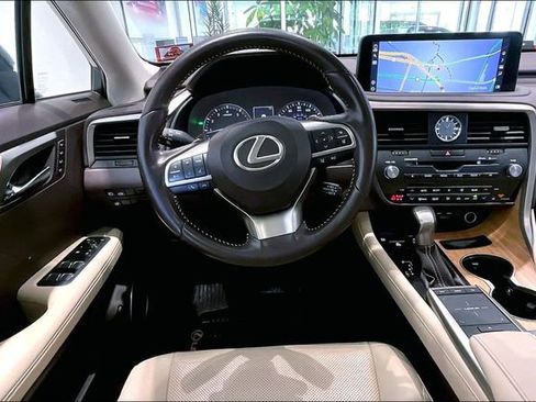 Used 2020 Lexus RX 350L Premium w/ Premium Package AWD/4WD image 8