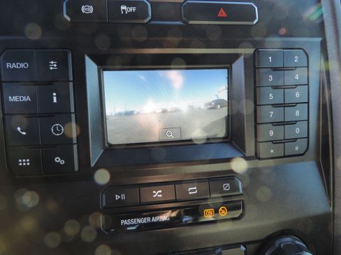 Used 2022 Ford F350 XL w/ Power Equipment Group image 12