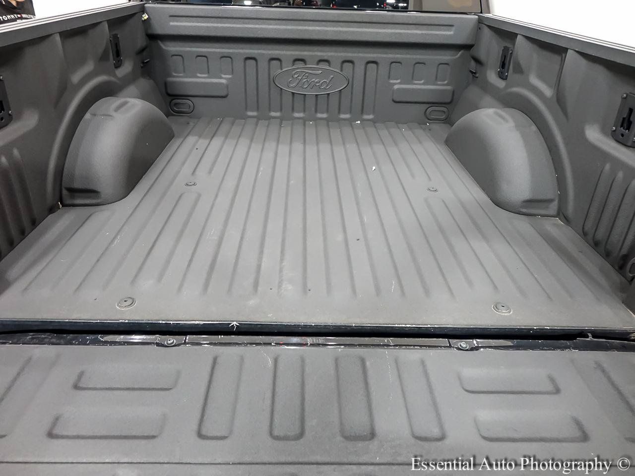 Used 2019 Ford F150 Raptor w/ Equipment Group 802A Luxury AWD/4WD image 31