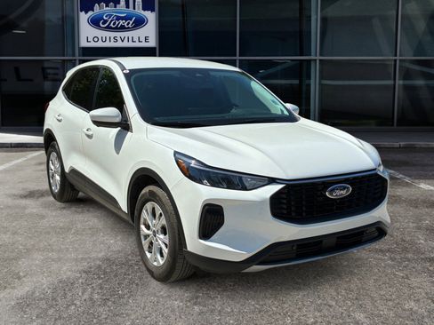 Used 2023 Ford Escape Active w/ Tech Pack #2 AWD/4WD image 1