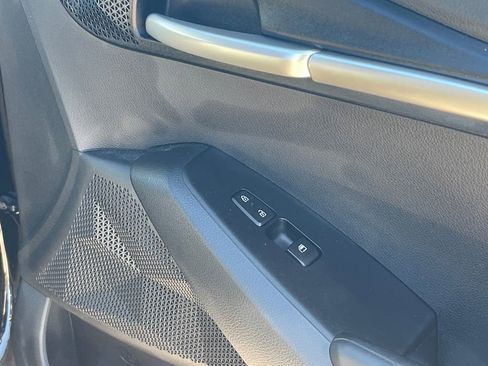 Used 2022 Kia Seltos LX image 16